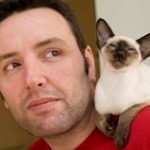 Cat on shoulder