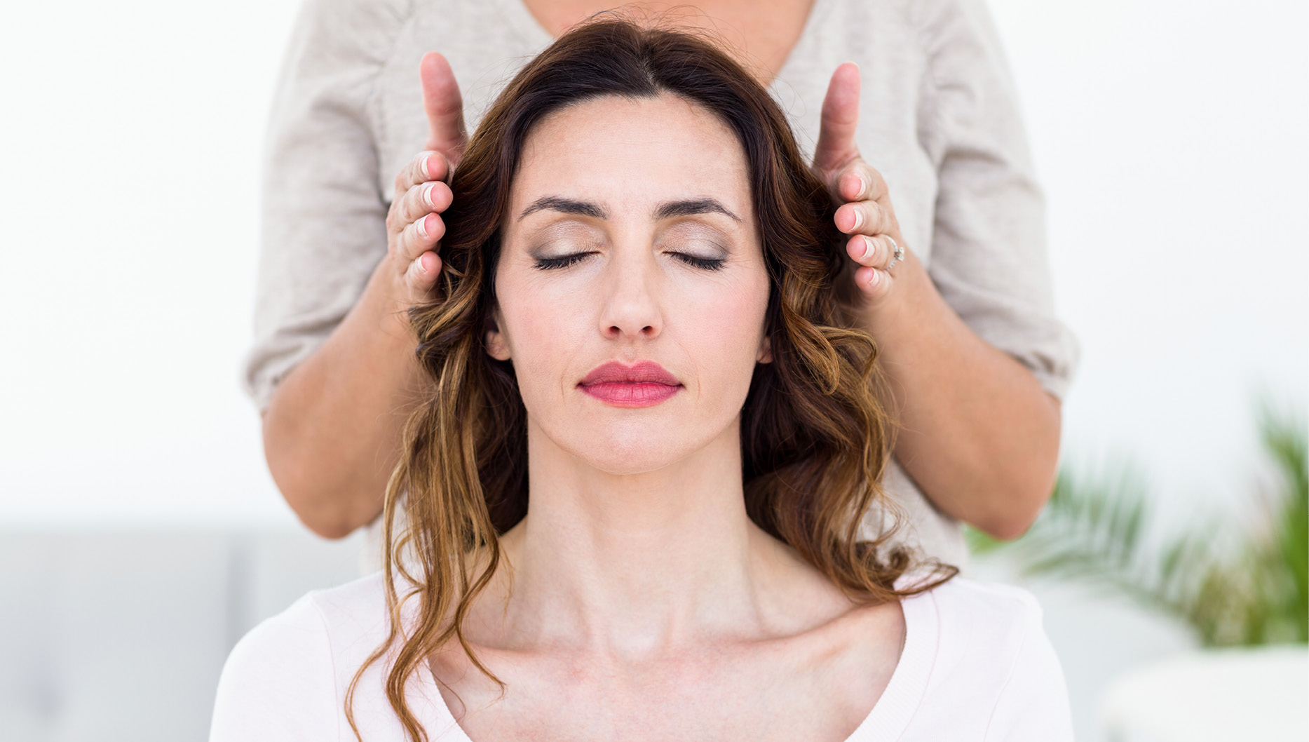 woman using healing with her hands