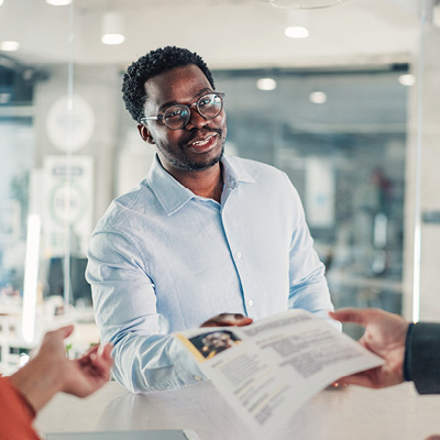 How to Write a Standout Resume in 2025